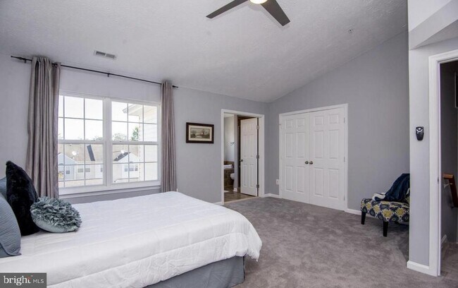 Building Photo - 8800 Community Square Ln