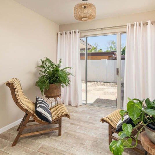 Building Photo - 905 W Berridge Ln