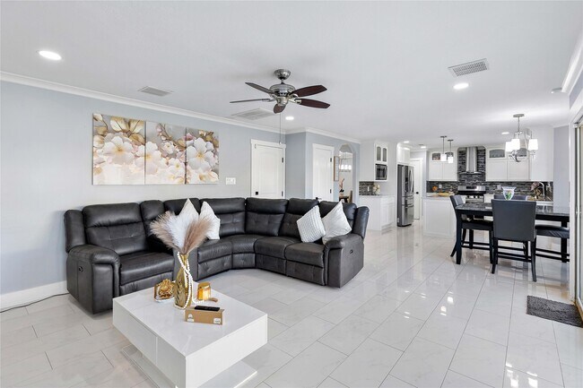 Building Photo - 405 Mystic Trail Loop