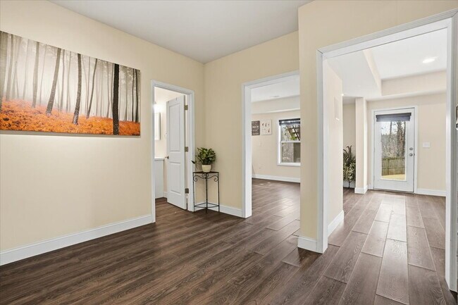 Building Photo - "Spacious 5-Bed Retreat with Wet Bar, Movie Room & Finished Basement in Kennesaw!"