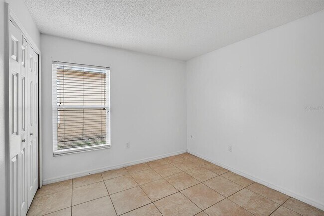 Building Photo - 419 Buckingham Cir