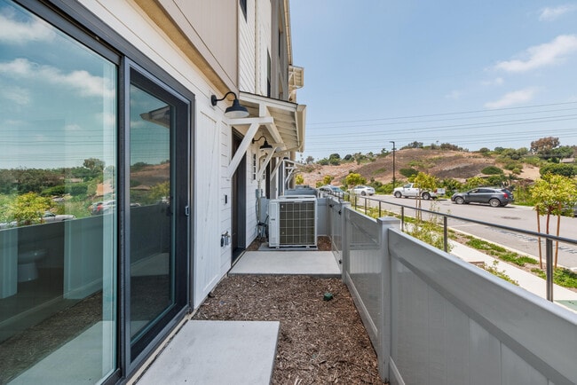 Building Photo - 4618 Catmint Ln