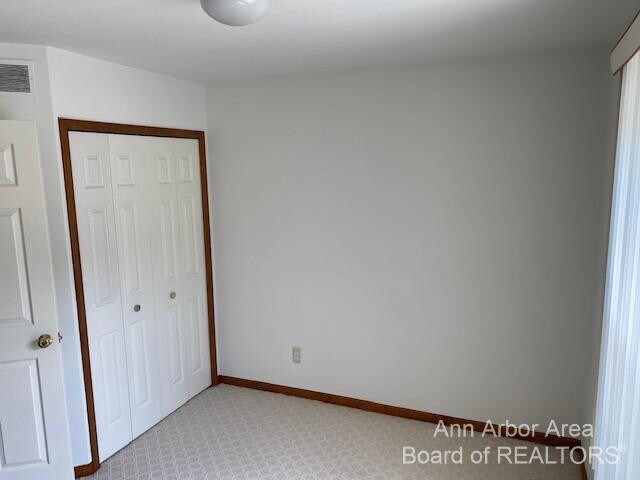 Building Photo - 3144 Dunwoodie Rd