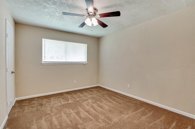 Building Photo - 24815 Spring Creek Dr