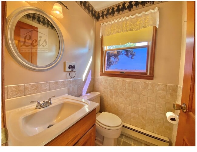 Building Photo - 3520 Ditmer Rd