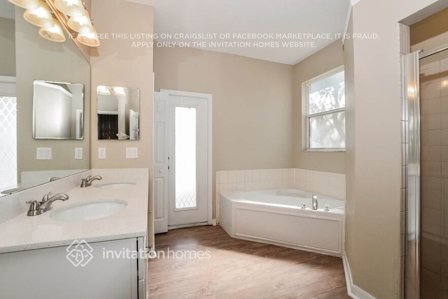 Building Photo - 236 Idlewild Ave