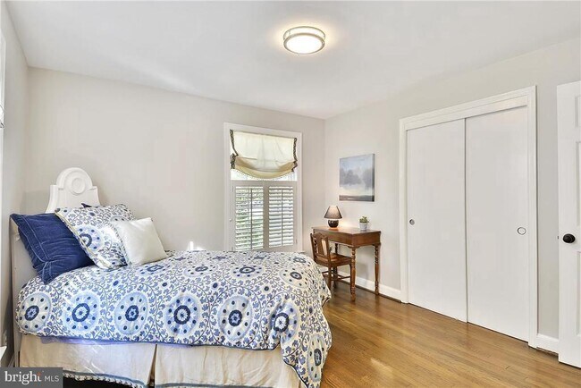 Building Photo - 5330 36th St N