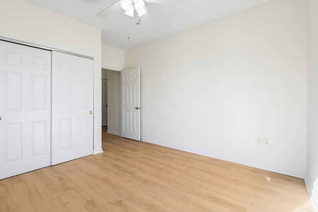 Building Photo - 1127 Rosewood Ln