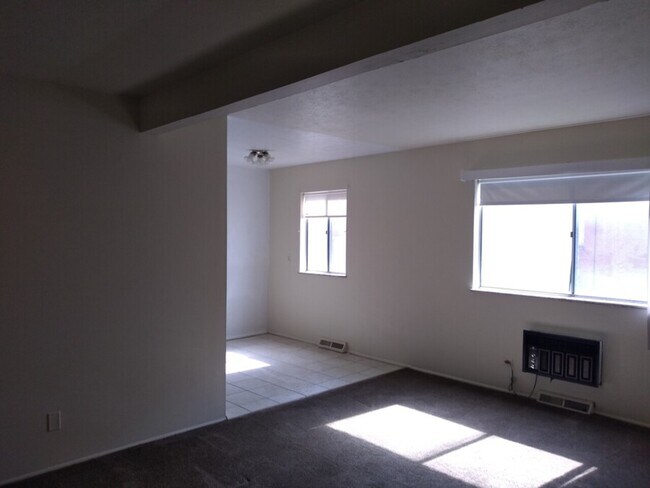 Building Photo - Maple Heights Bldg C