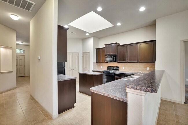 Building Photo - 11413 W Woodmark
