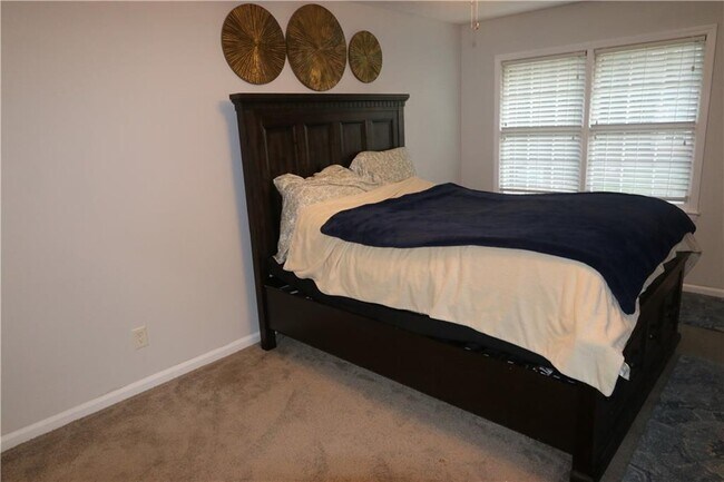 Building Photo - 1302 Stephens St SW