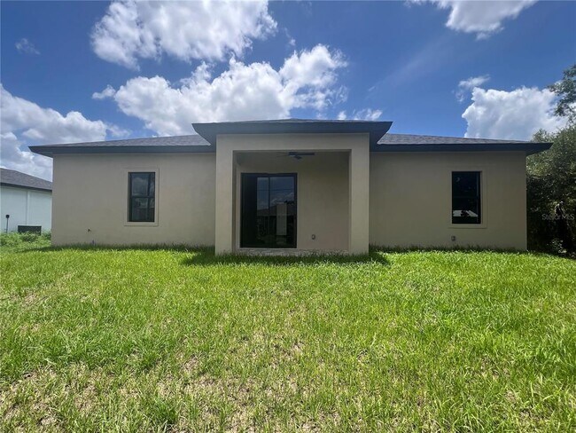 Building Photo - 21492 Dollard Ave