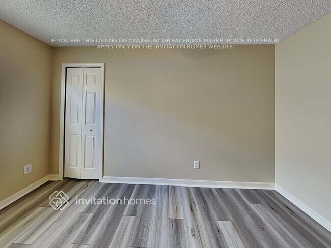 Building Photo - 2394 Bayhill Dr