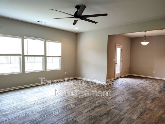 Building Photo - 8931 Rockrose Wy