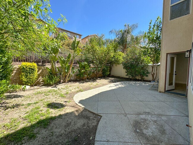 Building Photo - COMING SOON!  Sienna Ridge 3 Bedroom Home for Rent in Canyon Country!