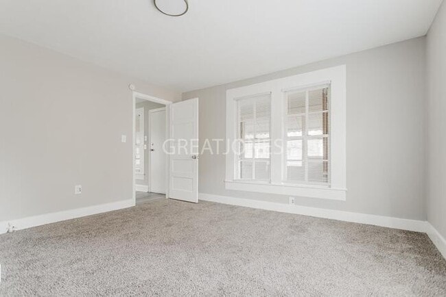 Building Photo - 3920 Meritas Dr