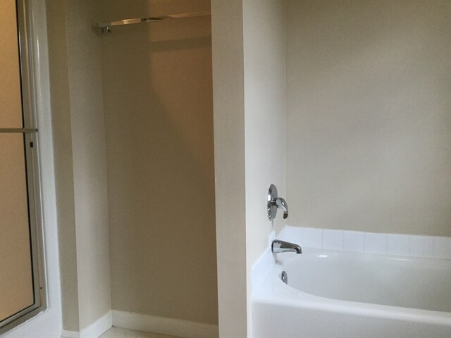 Building Photo - 172 Tudor Downs Rd