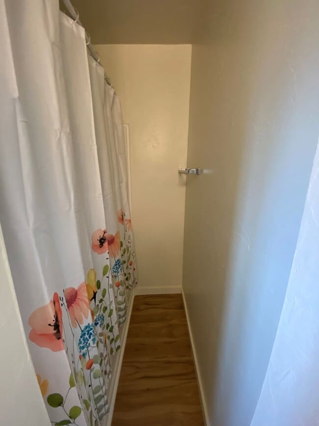 Building Photo - Great Remodeled 3 Bedroom House!