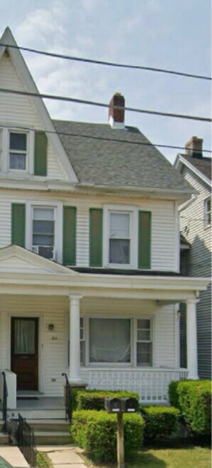 Building Photo - 311 Williams St