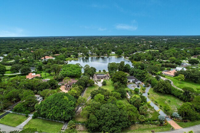 Building Photo - 4529 Square Lake Dr