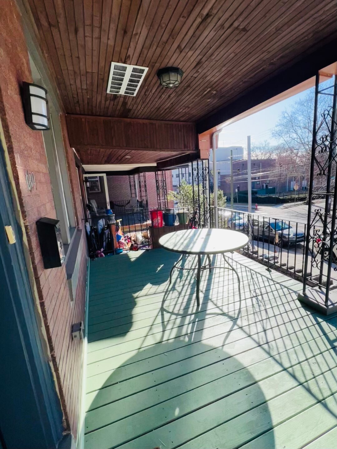 Building Photo - 619 S 42nd St