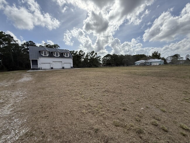 Building Photo - 18710 94th St N