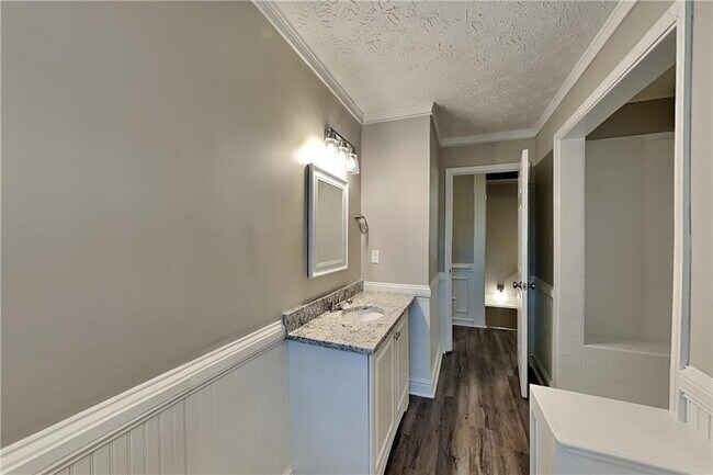 Building Photo - 2935 Leasa Ct