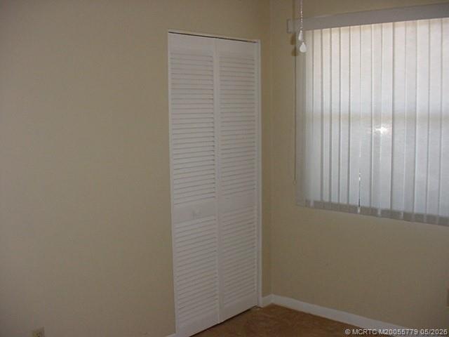 Building Photo - 1290 SE Parkview Pl