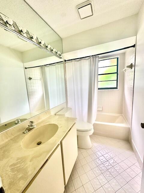 Building Photo - 19913 Villa Medici Pl