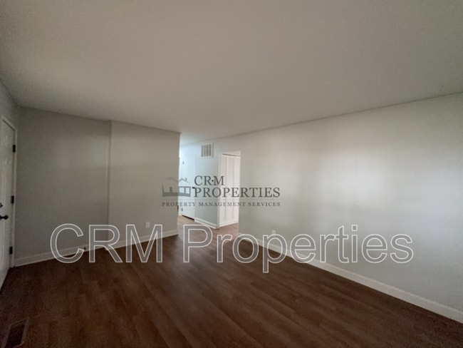 Building Photo - 5204 Arrowhead Blvd