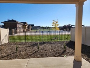 Building Photo - 350 N Lagrasse Ln