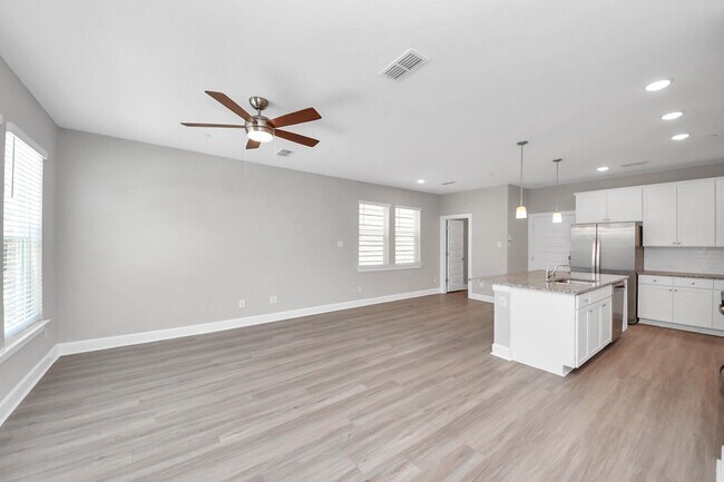 Building Photo - 5300 Berkeley Knl Cir