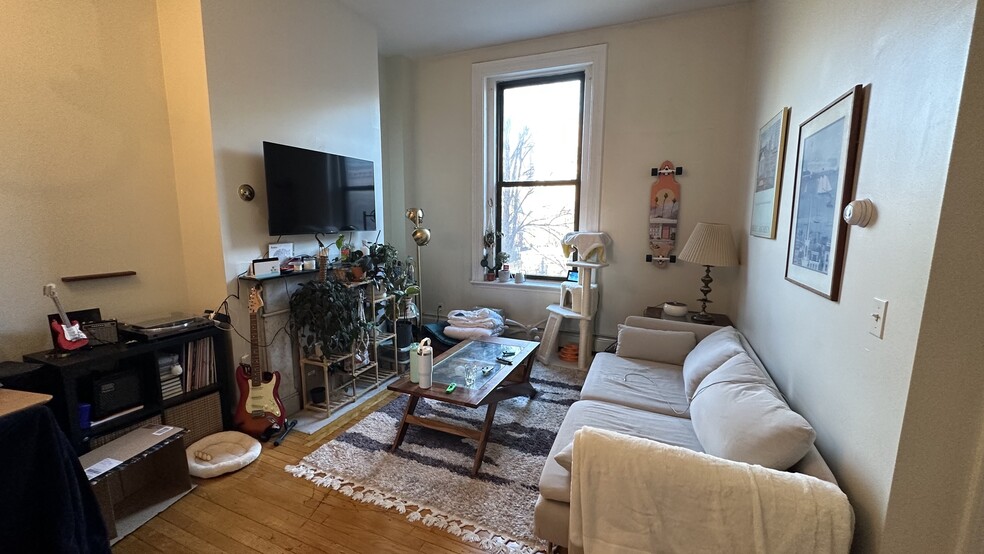 Building Photo - 427 Shawmut Ave