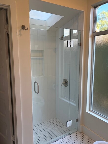 Building Photo - 1226 Olive St