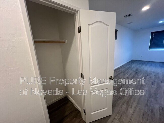 Building Photo - 7638 Peaceful Trellis Dr