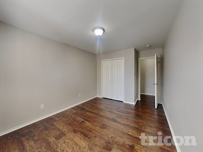 Building Photo - 9434 Darwick St