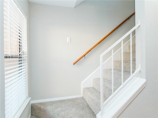 Building Photo - 8418 Fathom Cir