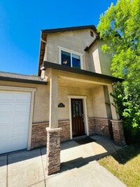 Building Photo - Available NOW! Beautiful House on a Cul-De-Sac