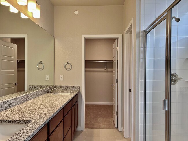 Building Photo - Welcome to Downtown Superior!! Make this L...