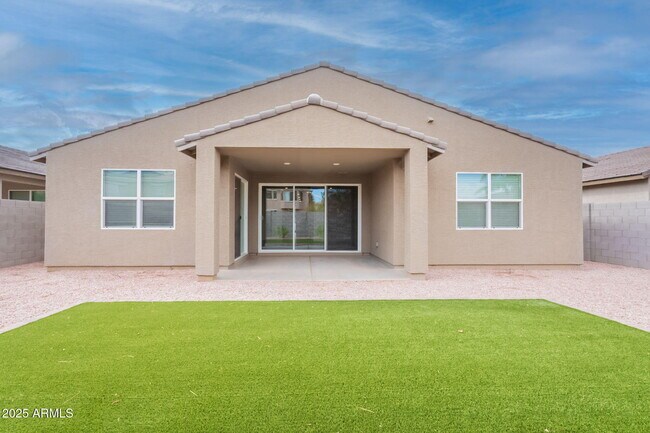 Building Photo - 3104 Bee Trl