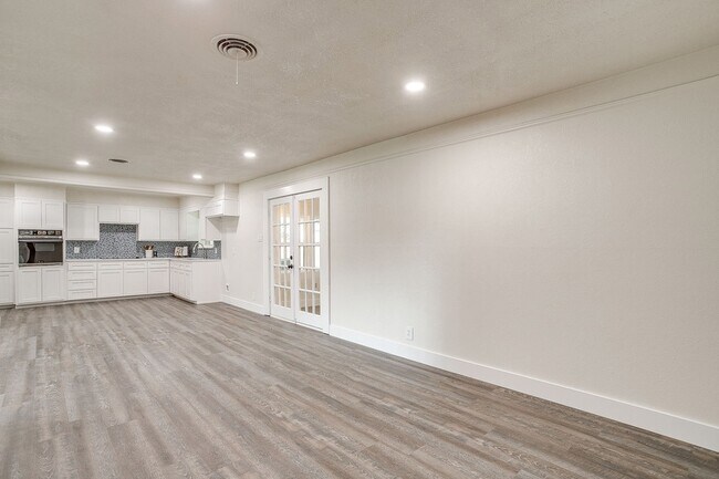 Building Photo - 3812 Linkwood Dr