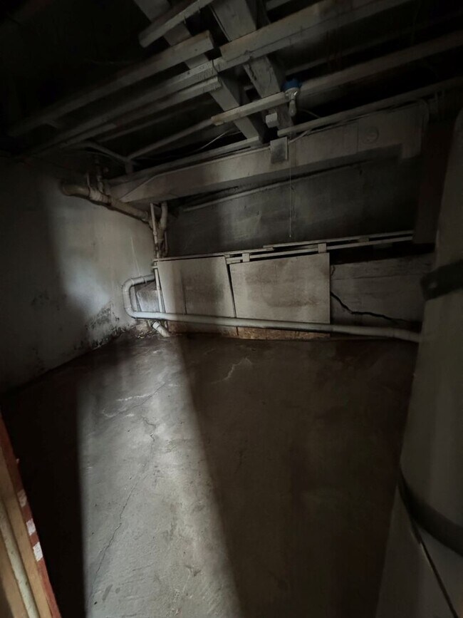 Building Photo - 811-813 Franklin Ave.