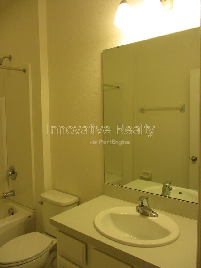 Building Photo - 6791 Tussilago Way