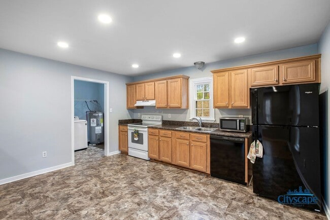 Building Photo - ADORABLE RANCHER IN CHESTERFIELD