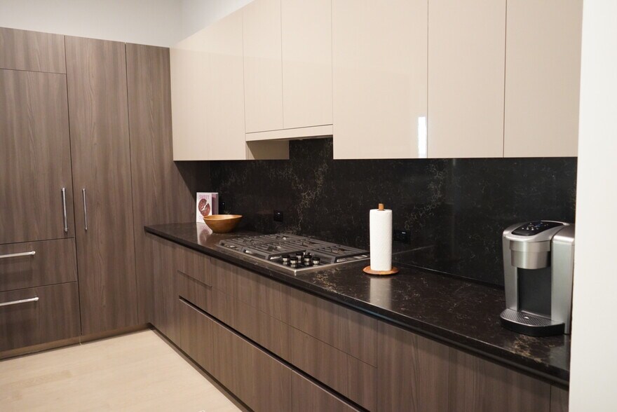 Building Photo - 19355 N 73rd Way