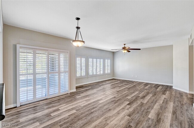 Building Photo - 11850 Tevare Ln