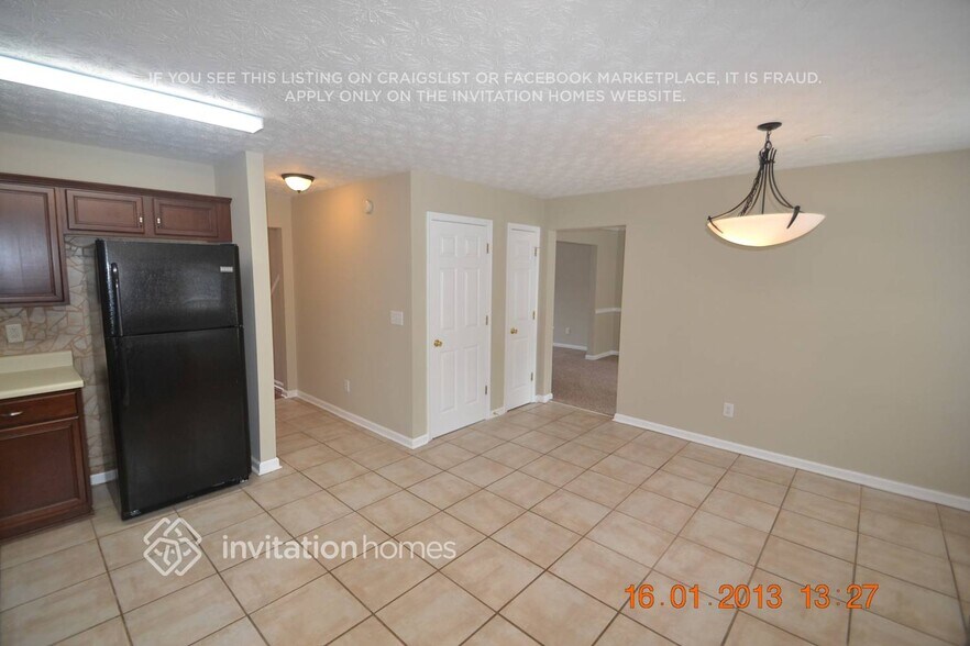 Building Photo - 6699 Princeton Park Ct