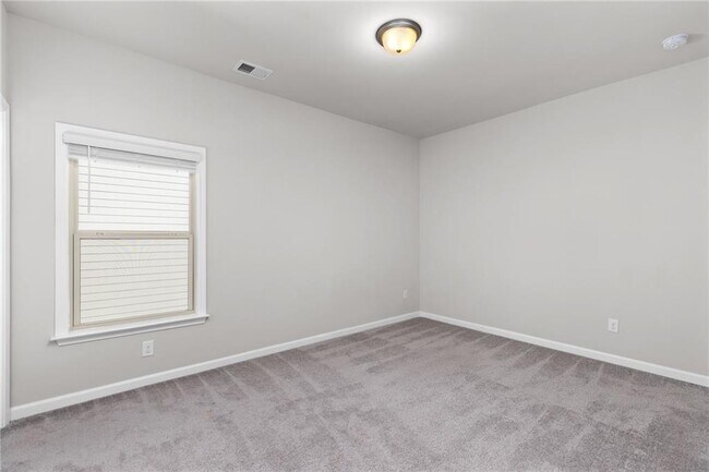 Building Photo - 4411 Claiborne Ct