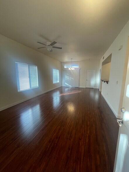 Building Photo - 8985 S Durango Dr