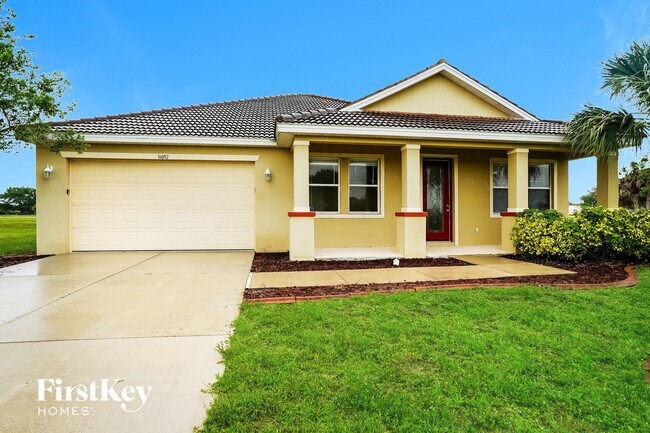 Primary Photo - 16092 Badalona Dr